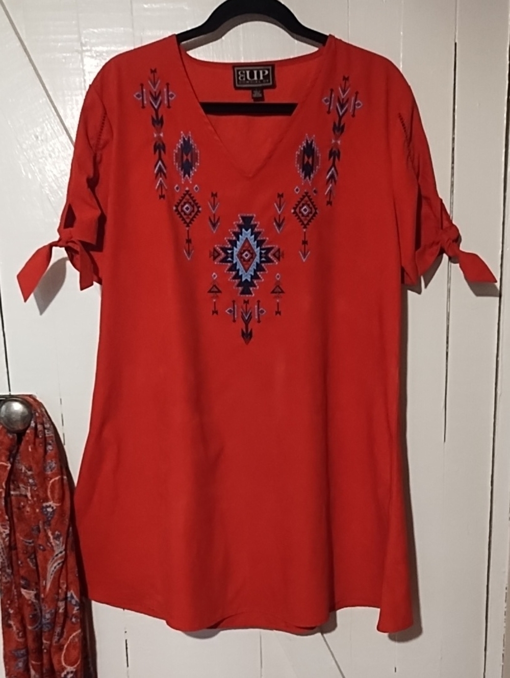 Cowgirl Up Red Embroidered V-Neck Dress And Scarf EUC Size Large Indian Pattern.